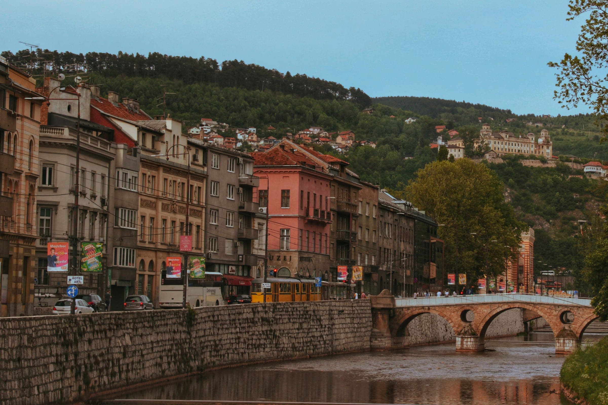 Miljacka i Latinska ćuprija u Sarajevu